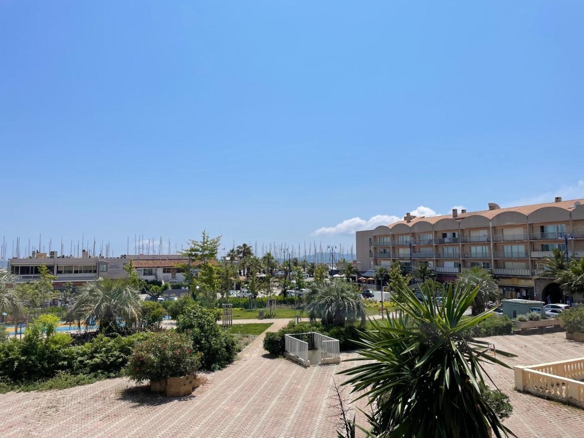 Holidays Hyères المظهر الخارجي الصورة